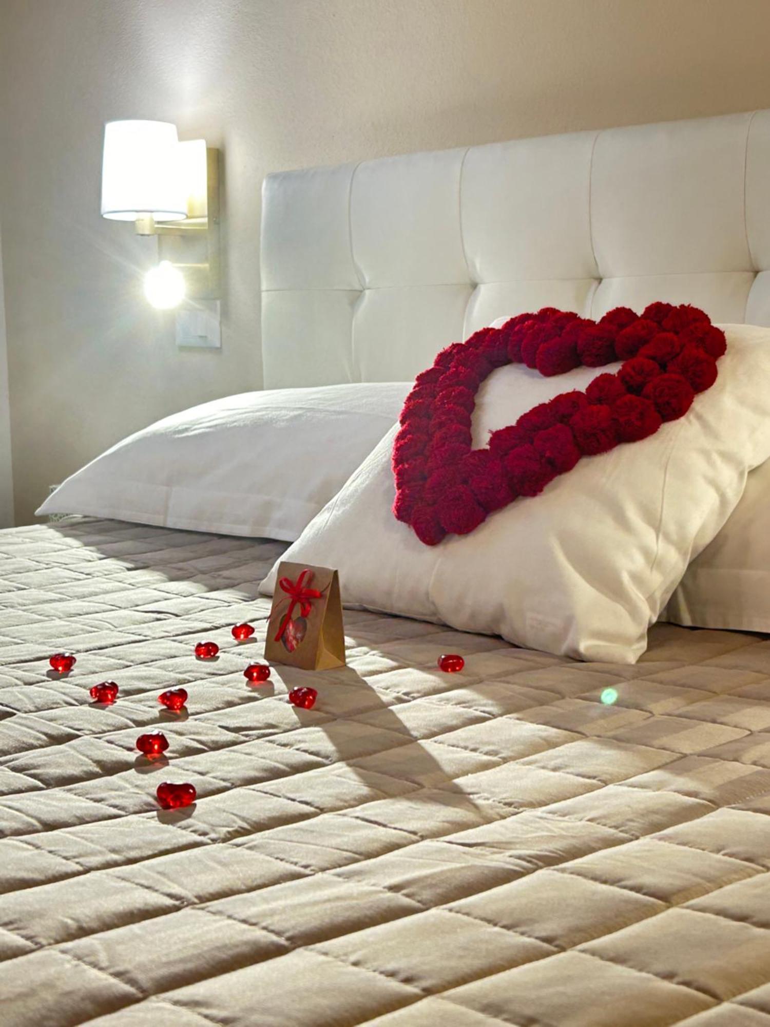Rosso Verona Suite-Free Parking Esterno foto