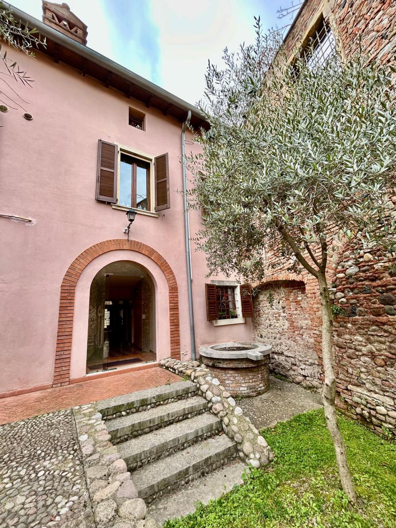 Rosso Verona Suite-Free Parking Esterno foto