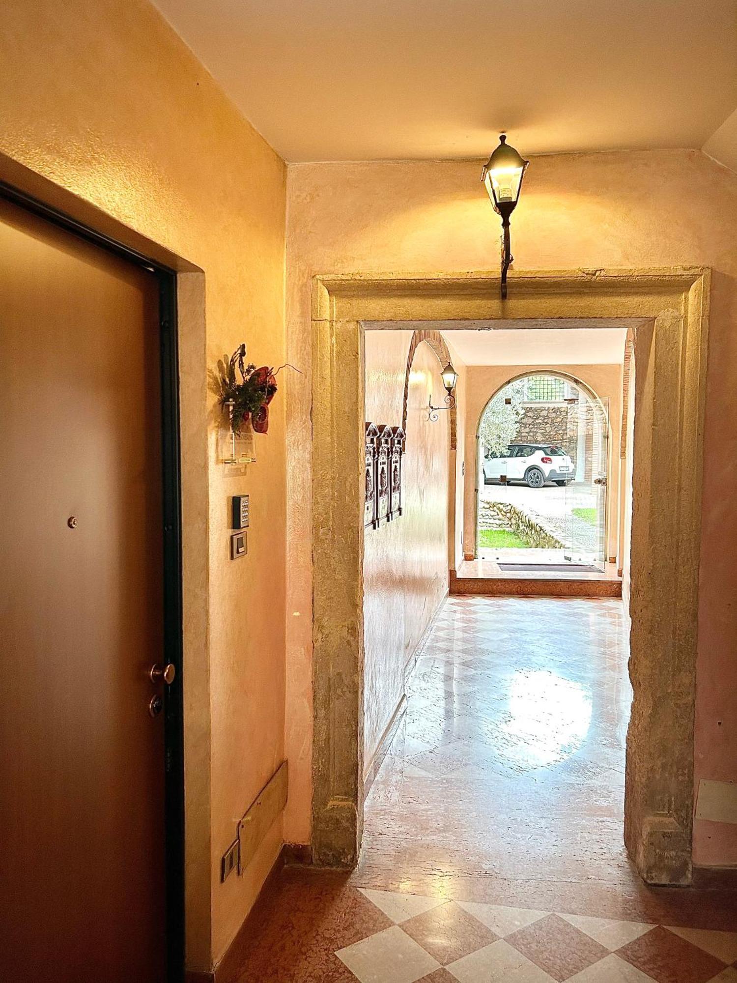 Rosso Verona Suite-Free Parking Esterno foto